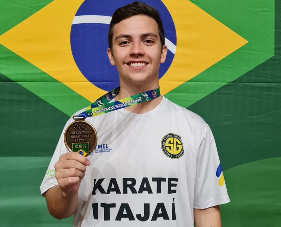 Atleta Itajaiense é Convocado Para Integrar Seleção Brasileira De Karatê No Pan Americano